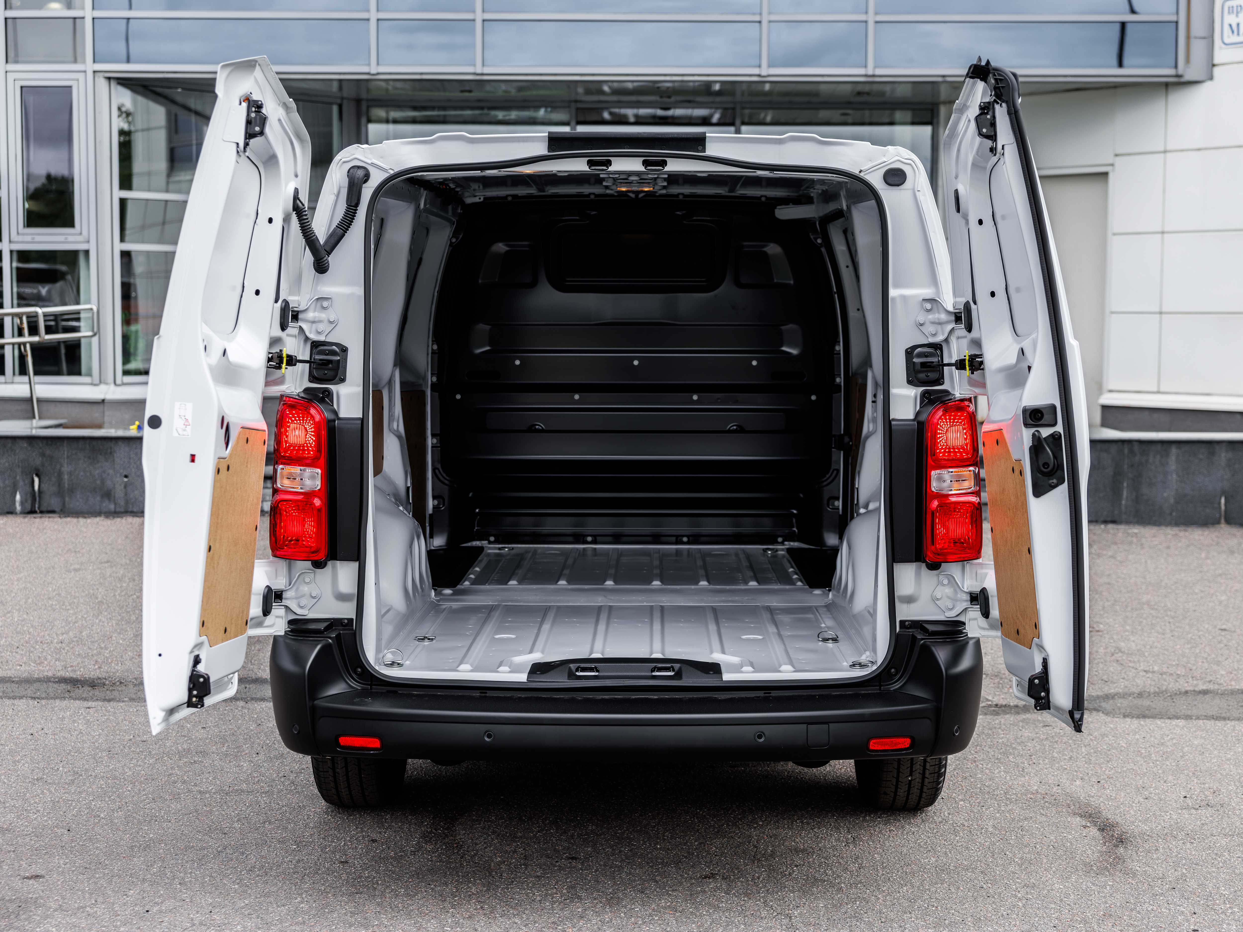 Peugeot Expert L3 AT -