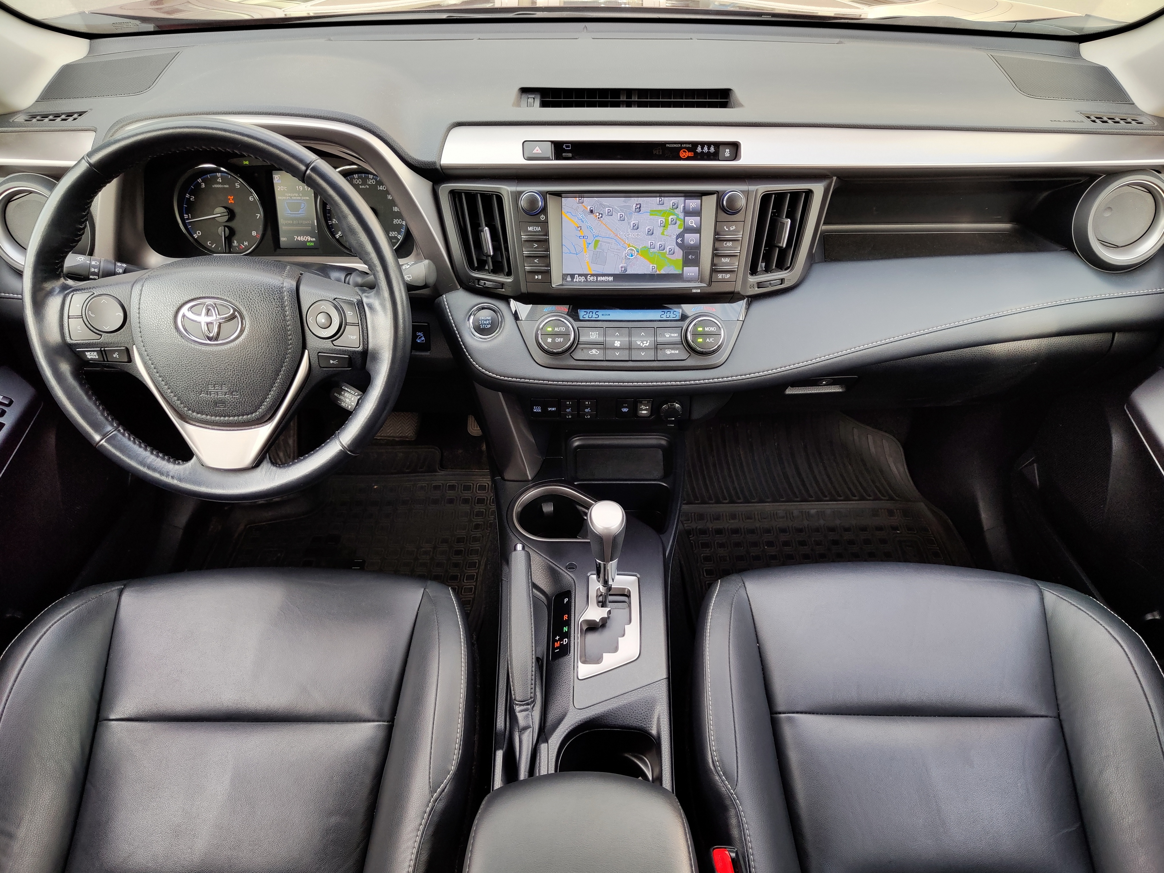 TOYOTA -