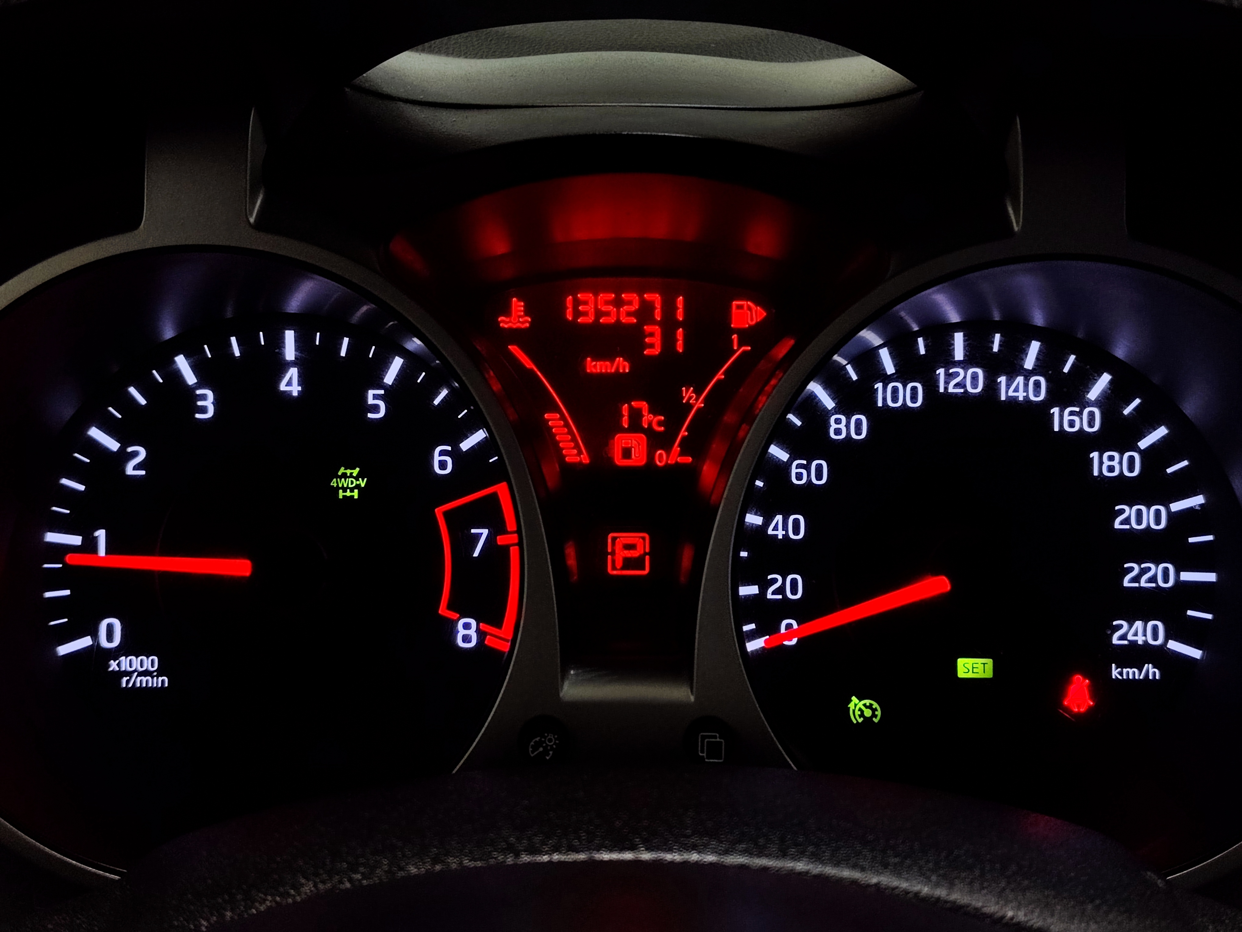 Nissan -