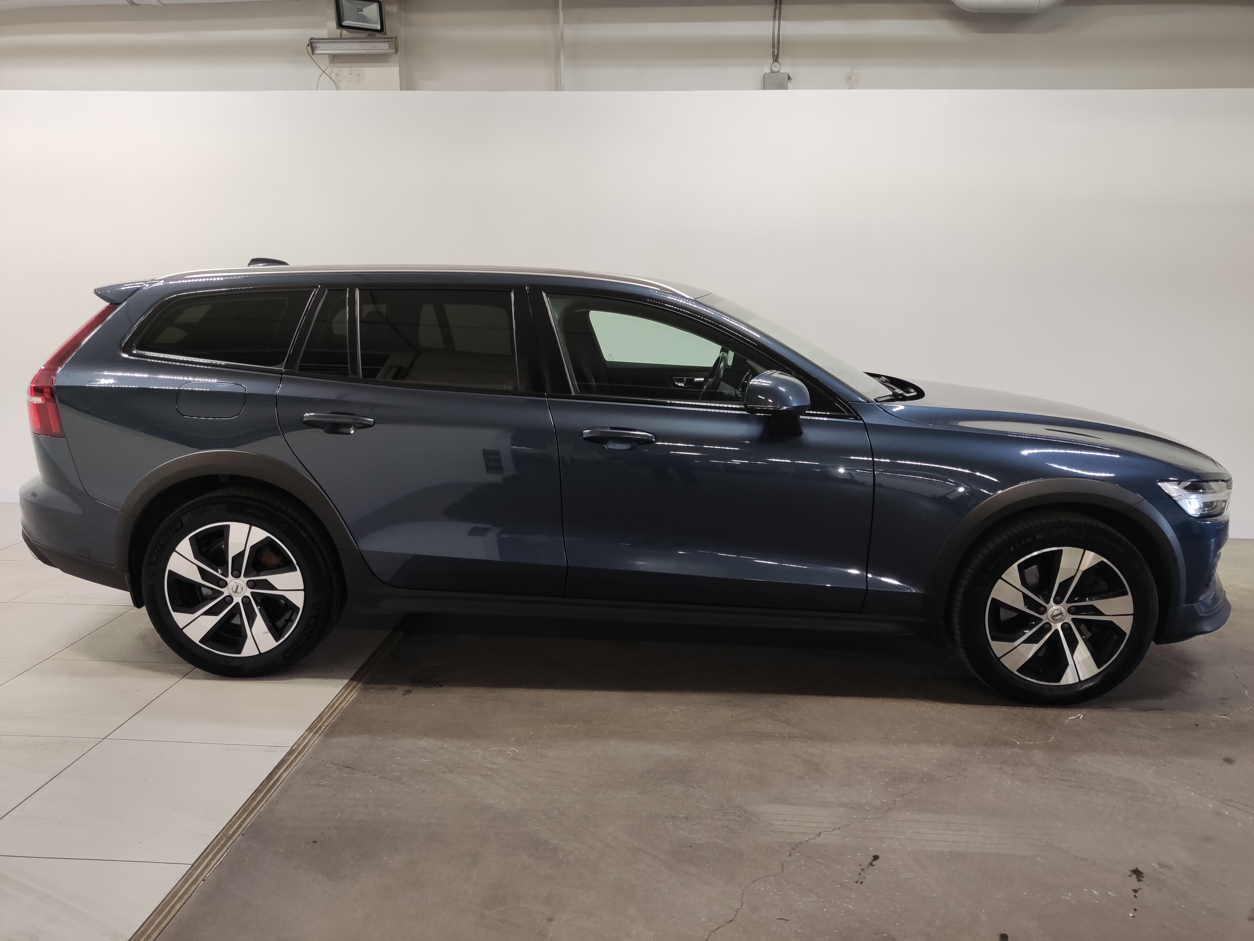 Volvo -