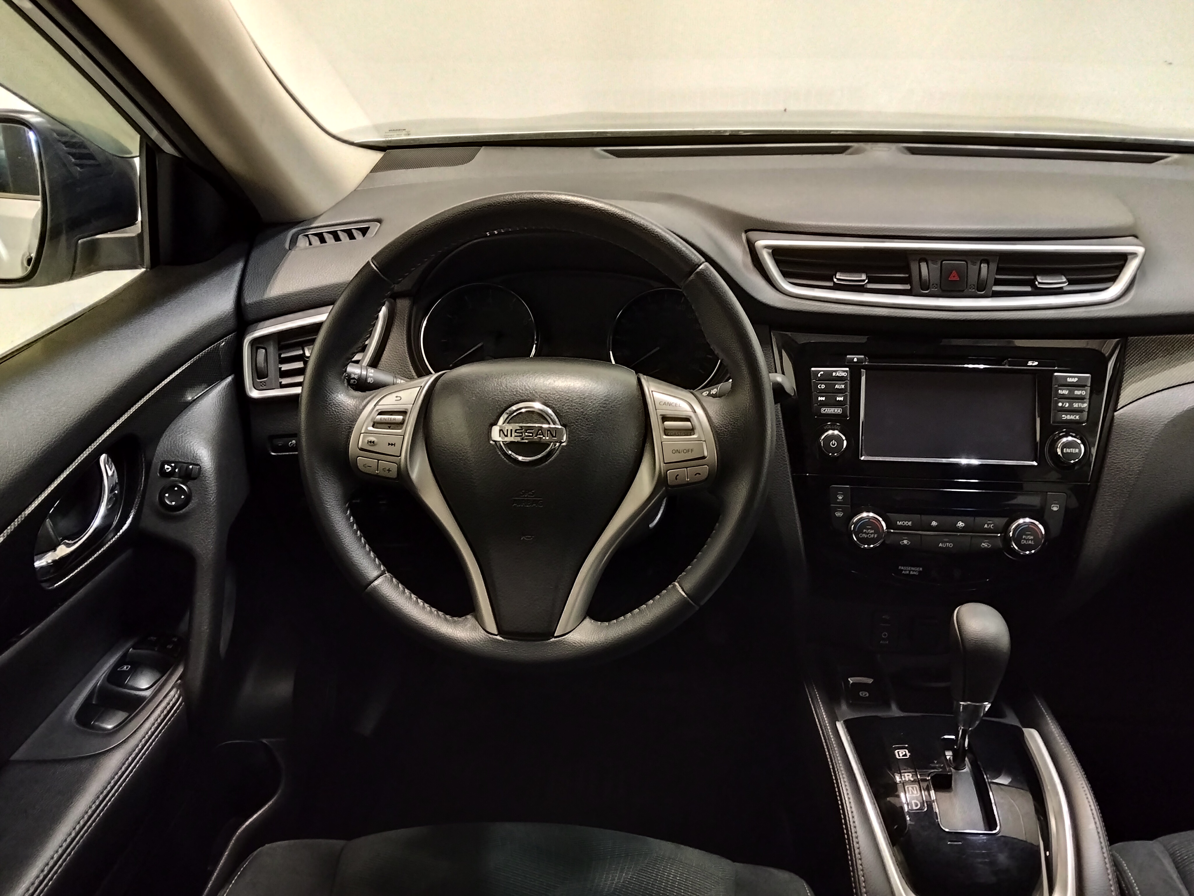 Nissan -