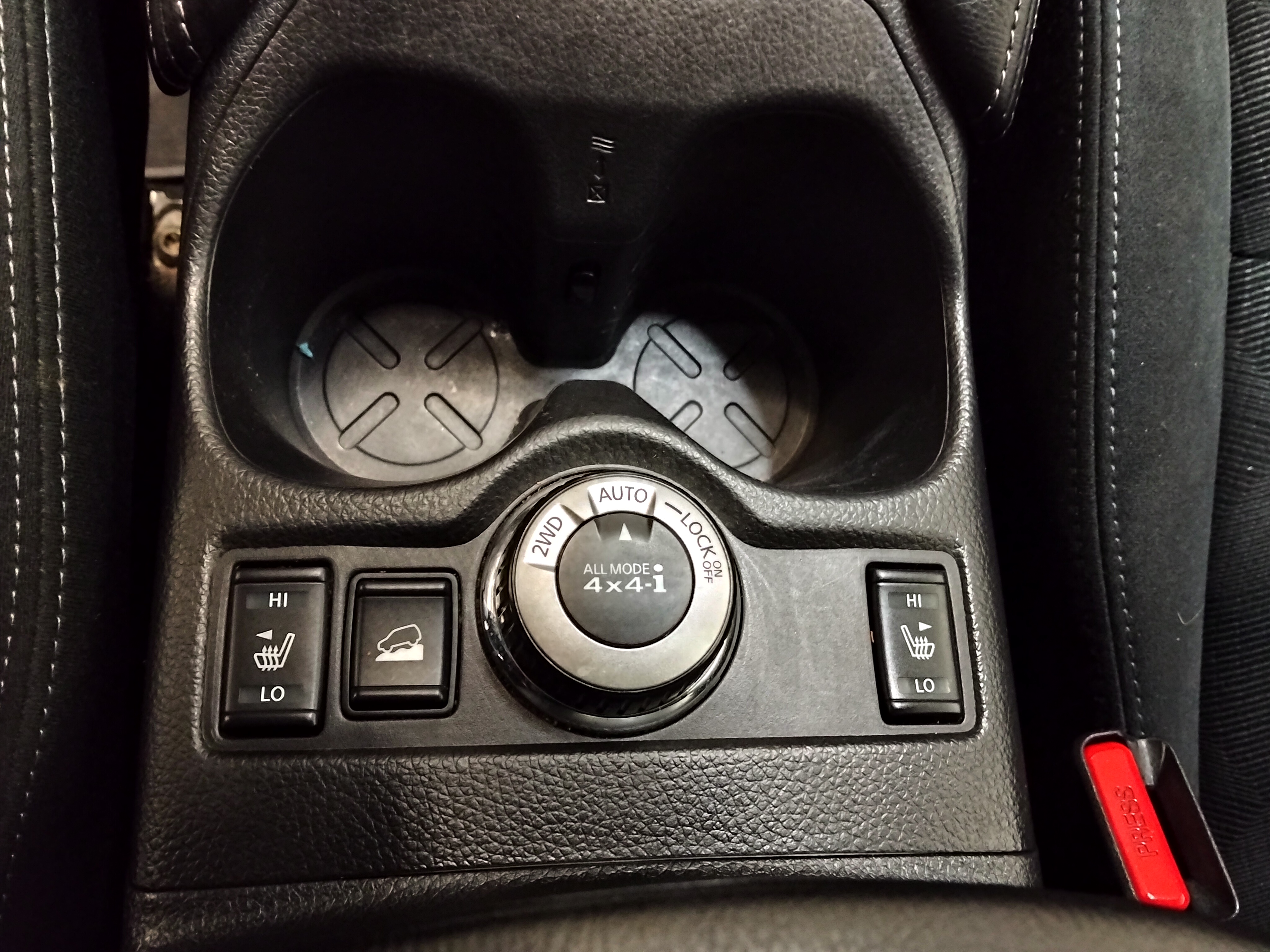 Nissan -