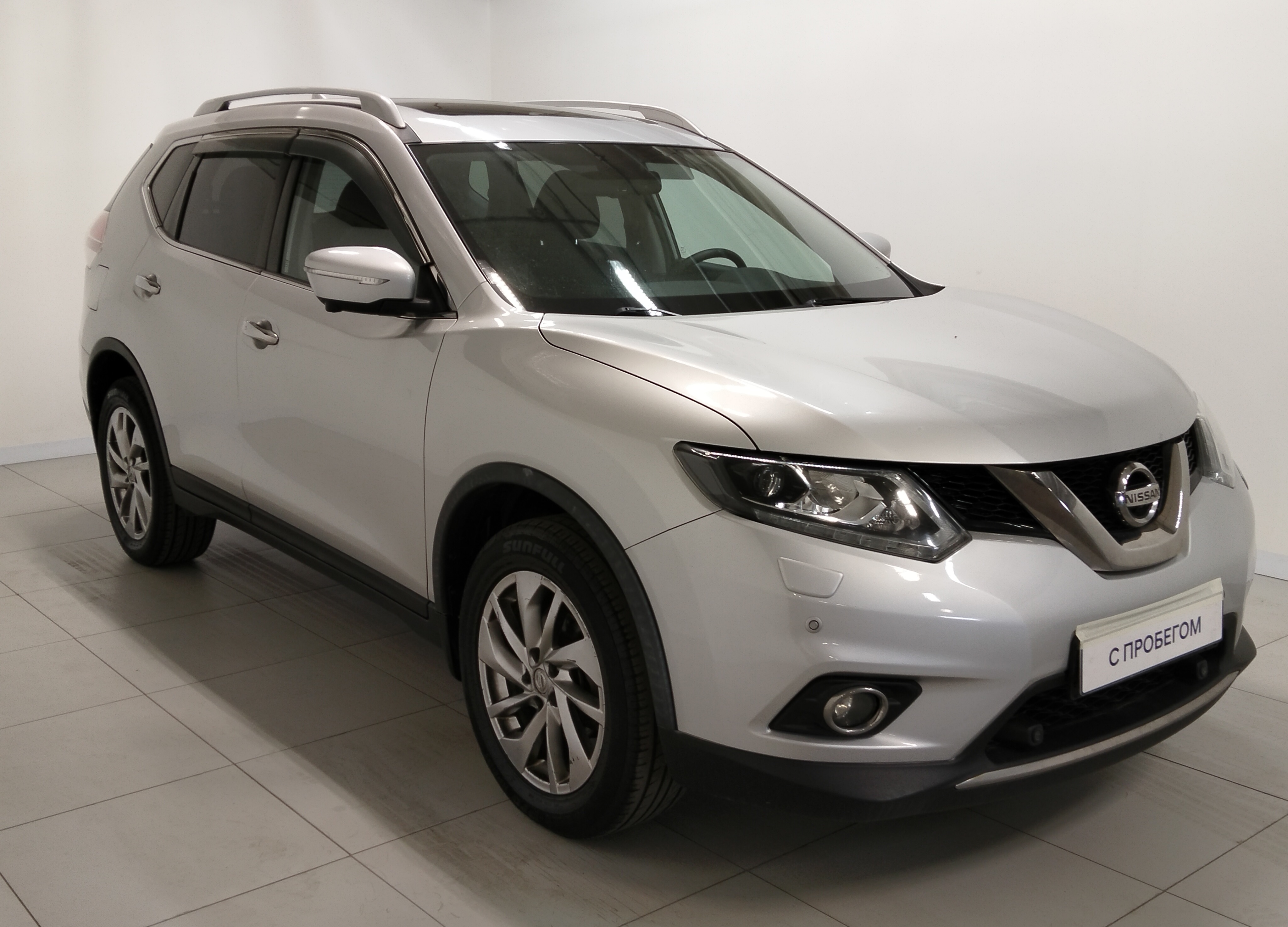 Nissan -