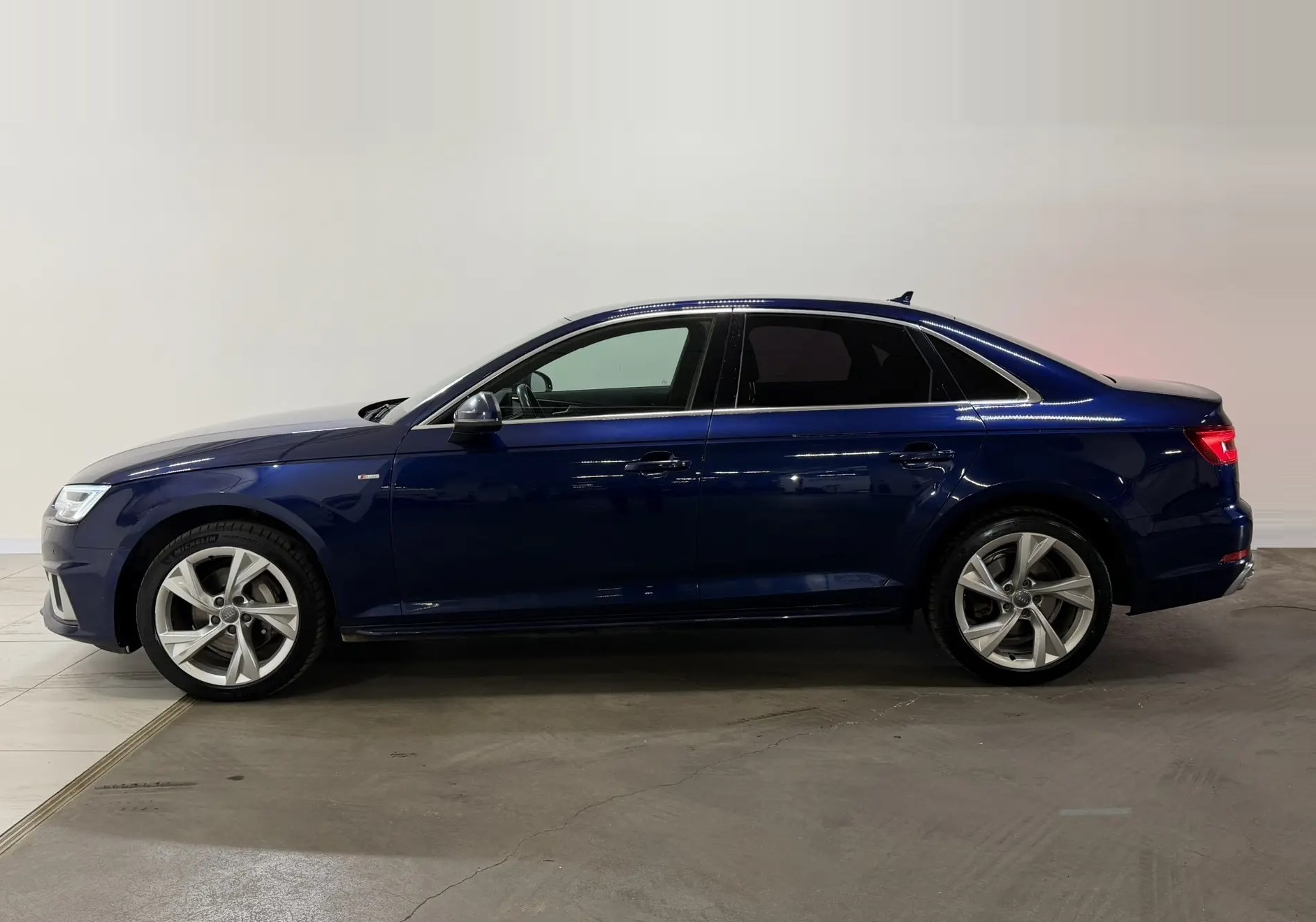 Audi -