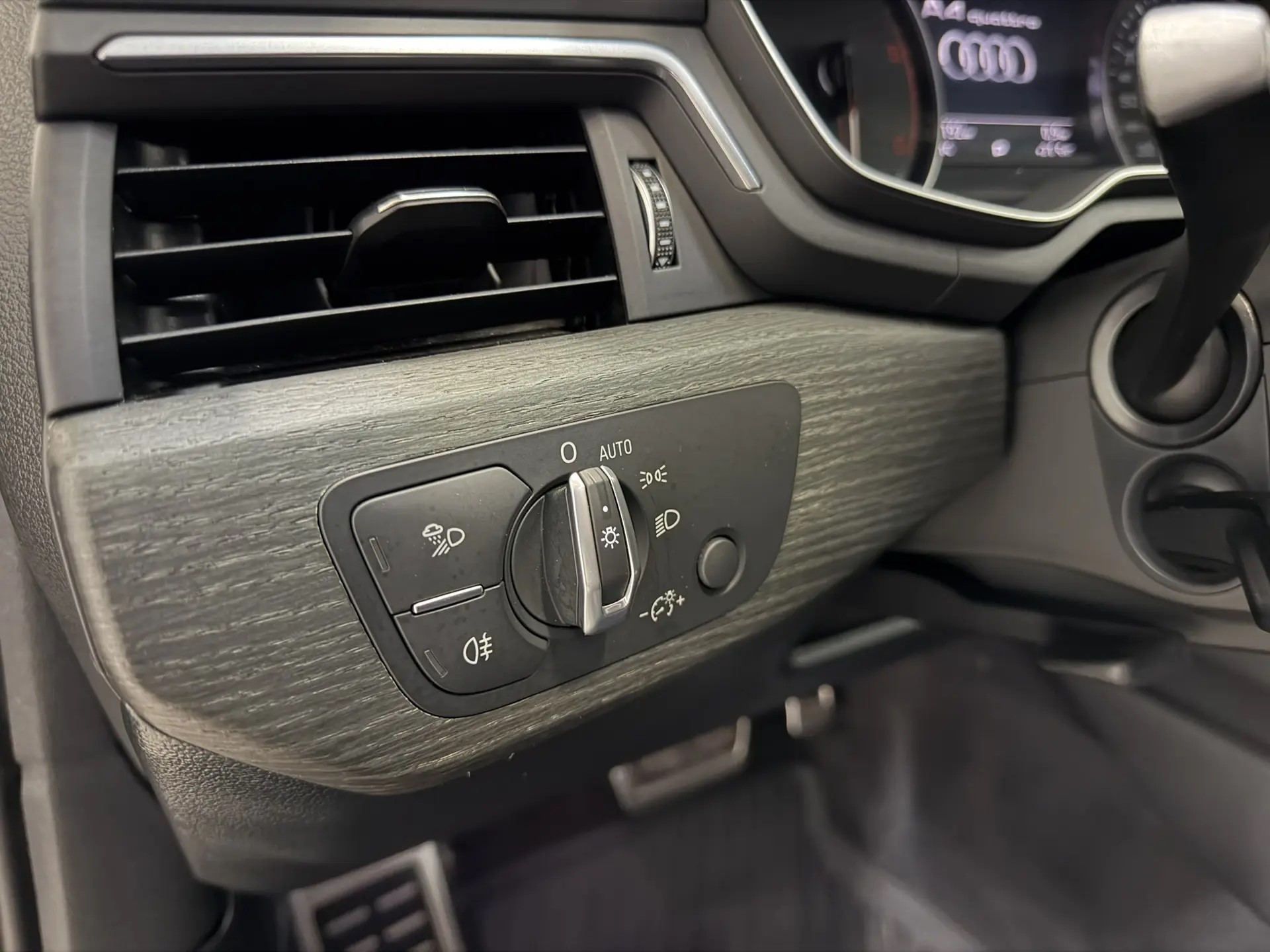 Audi -