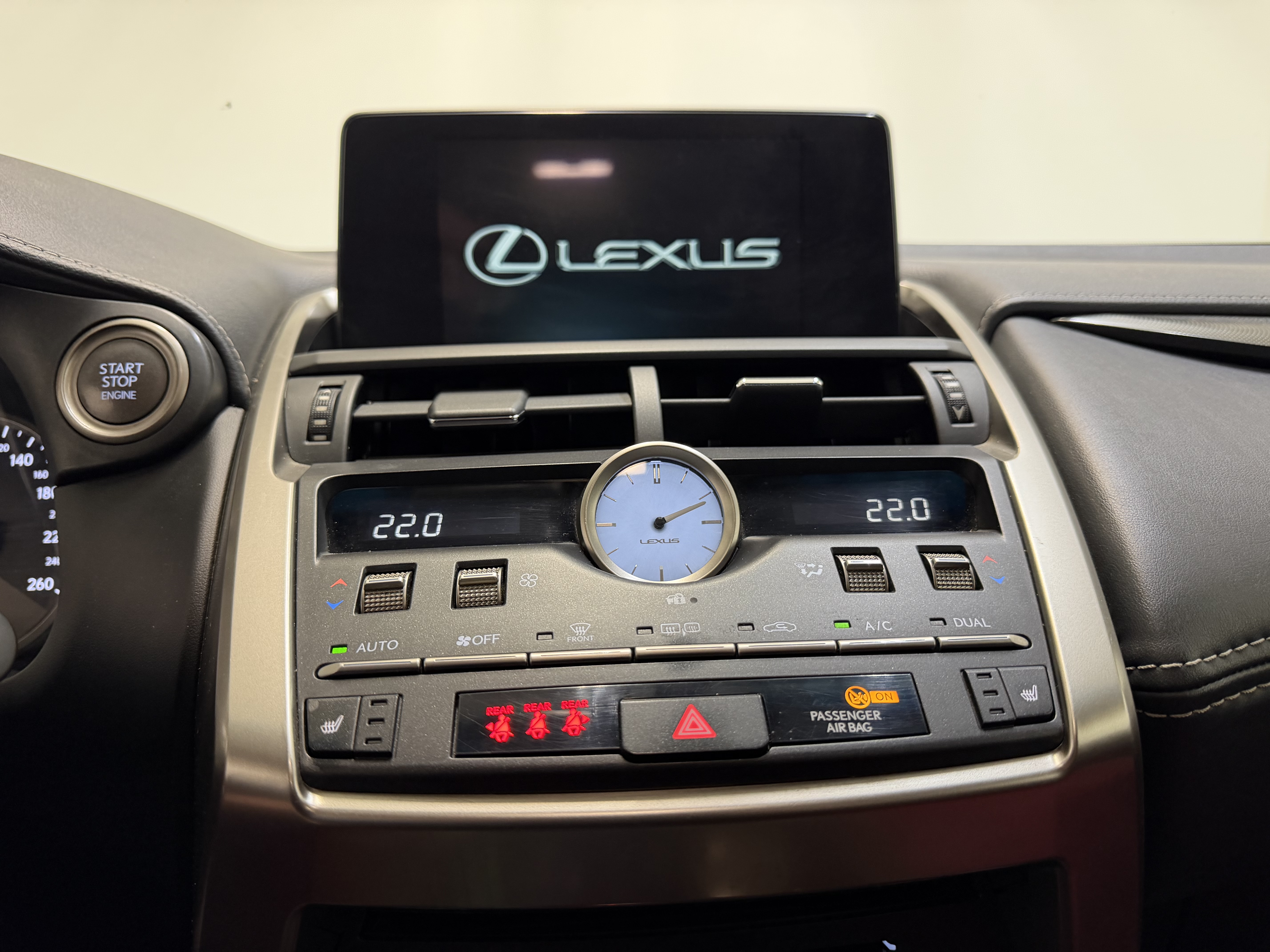 LEXUS -