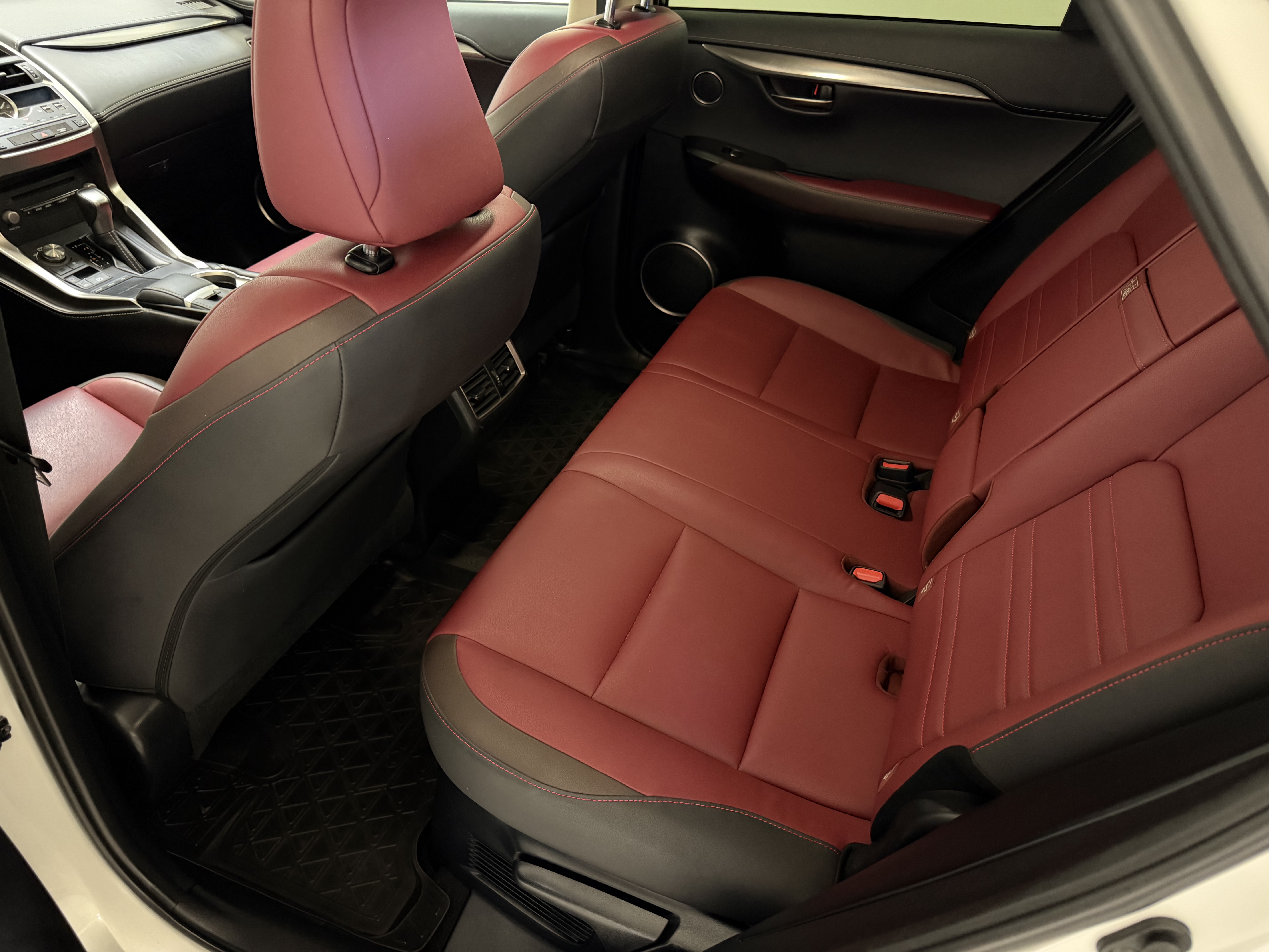 LEXUS -