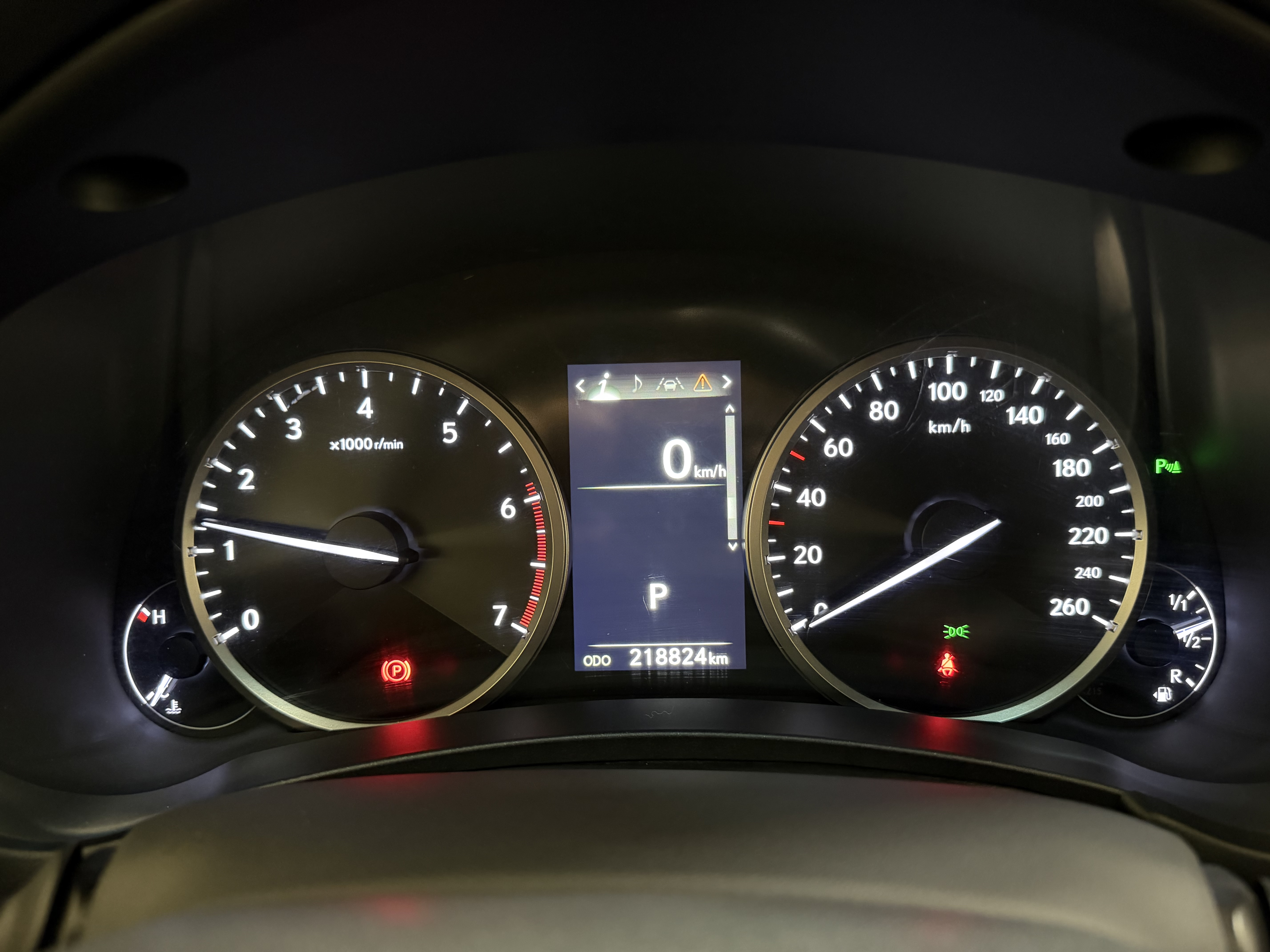 LEXUS -