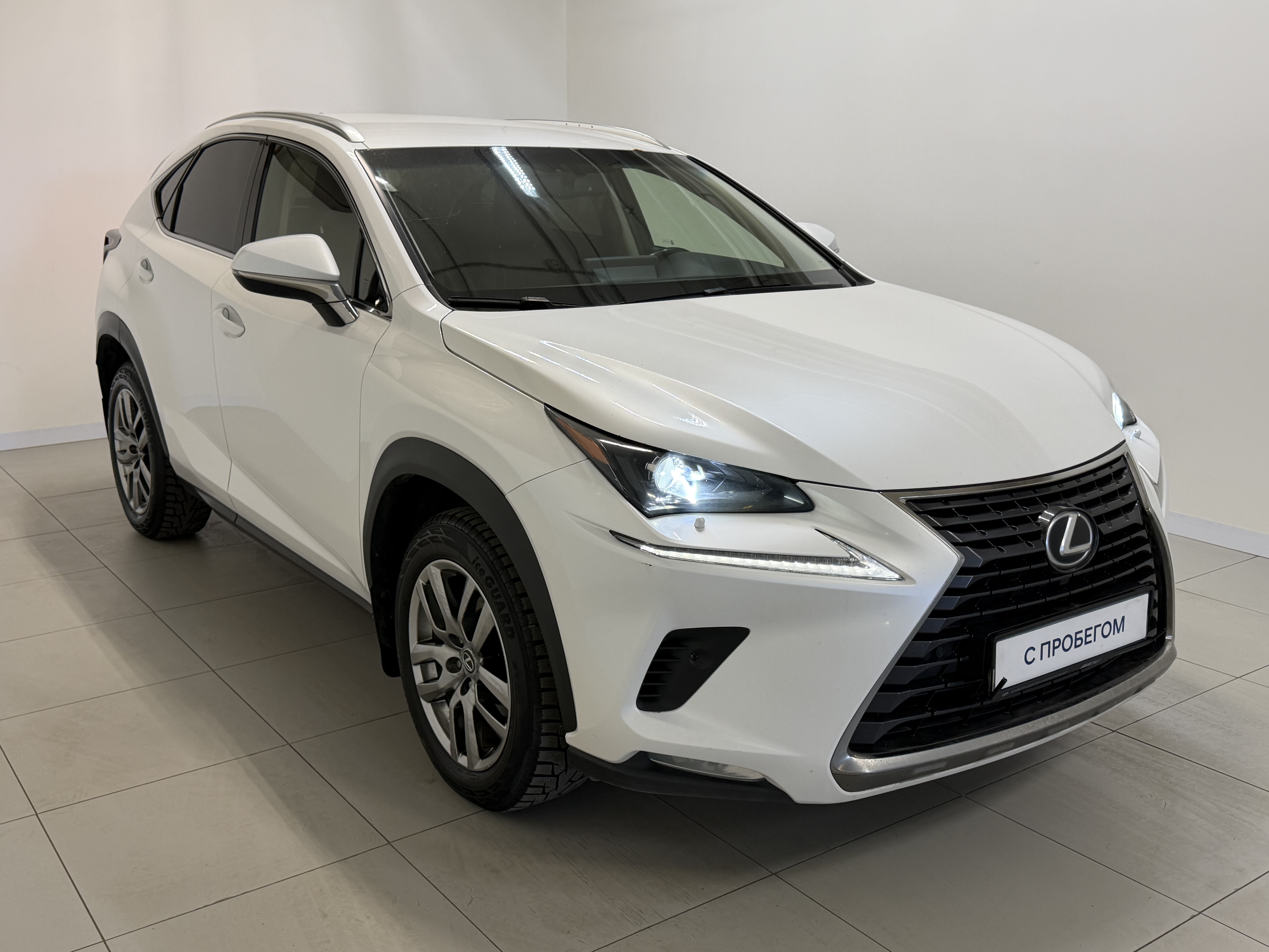 LEXUS -
