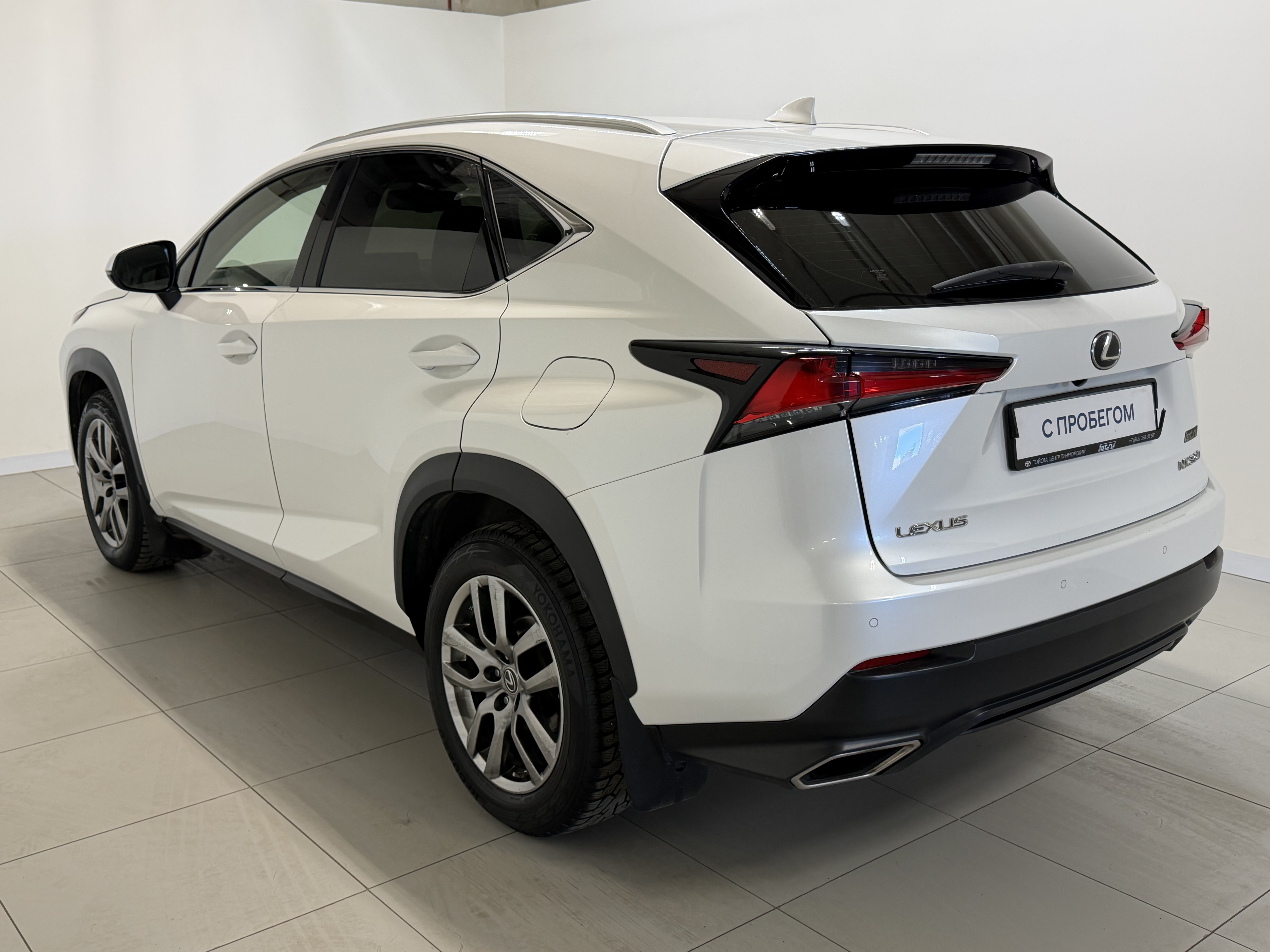 LEXUS -