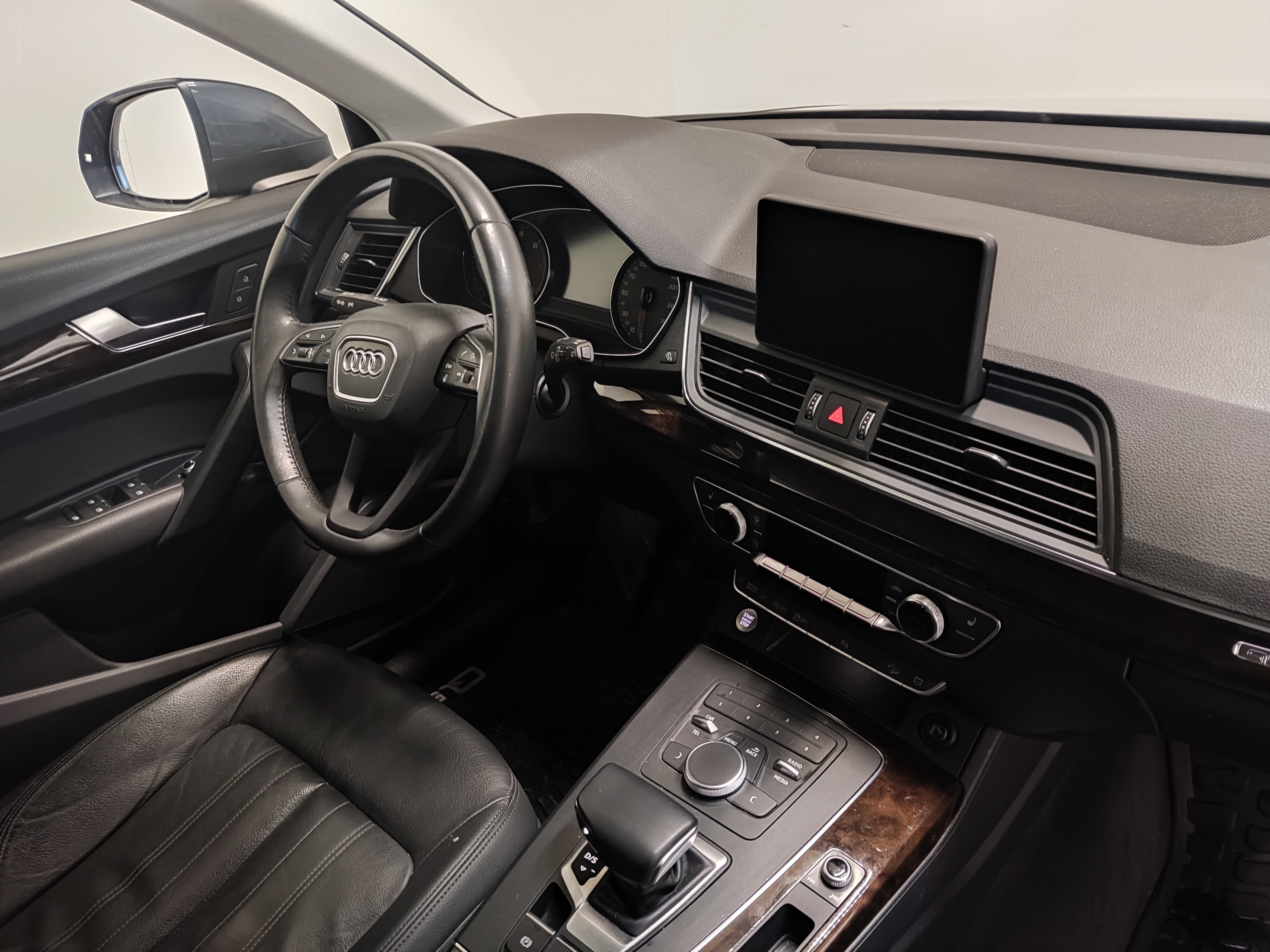 Audi -