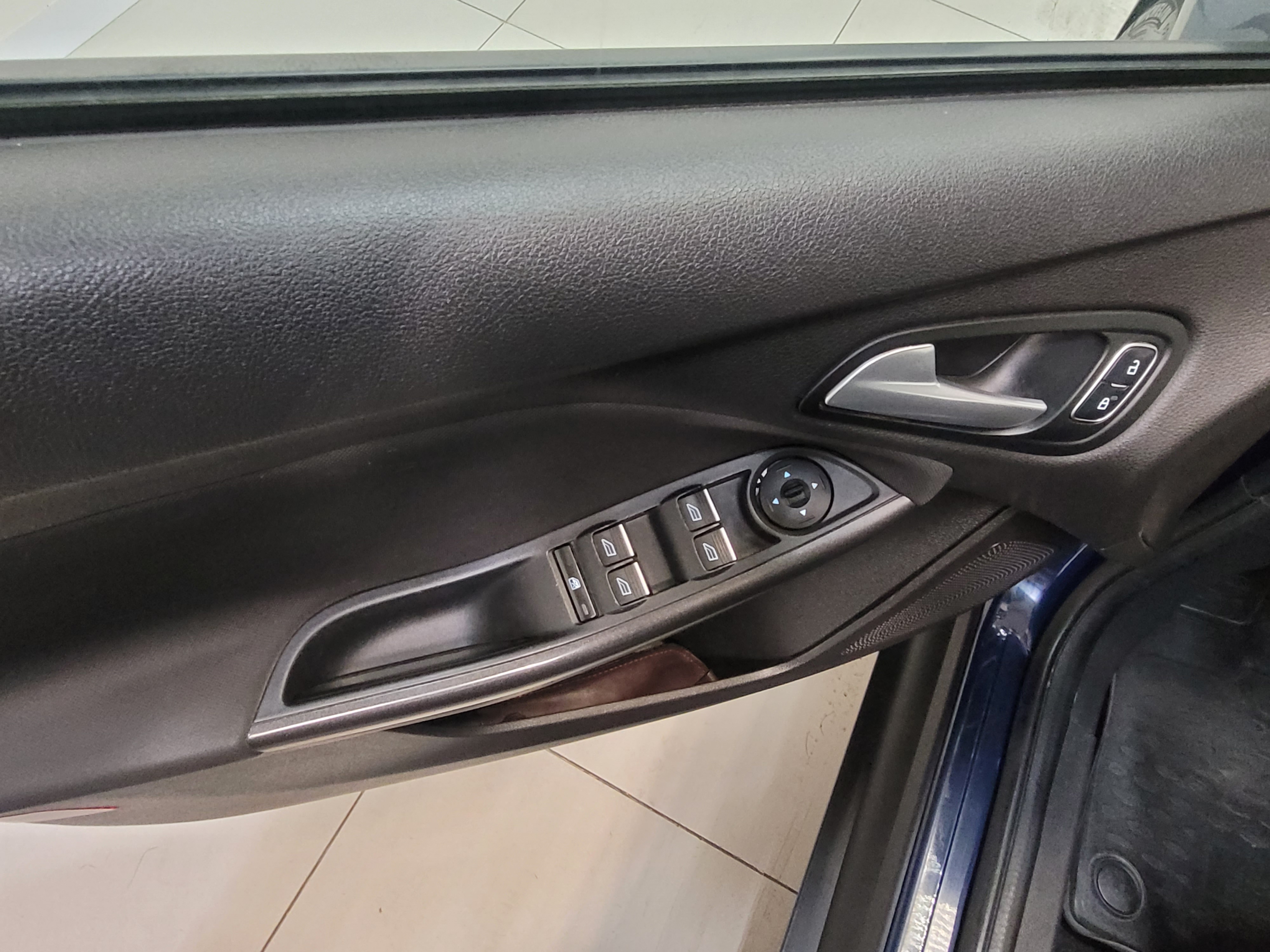 Ford -