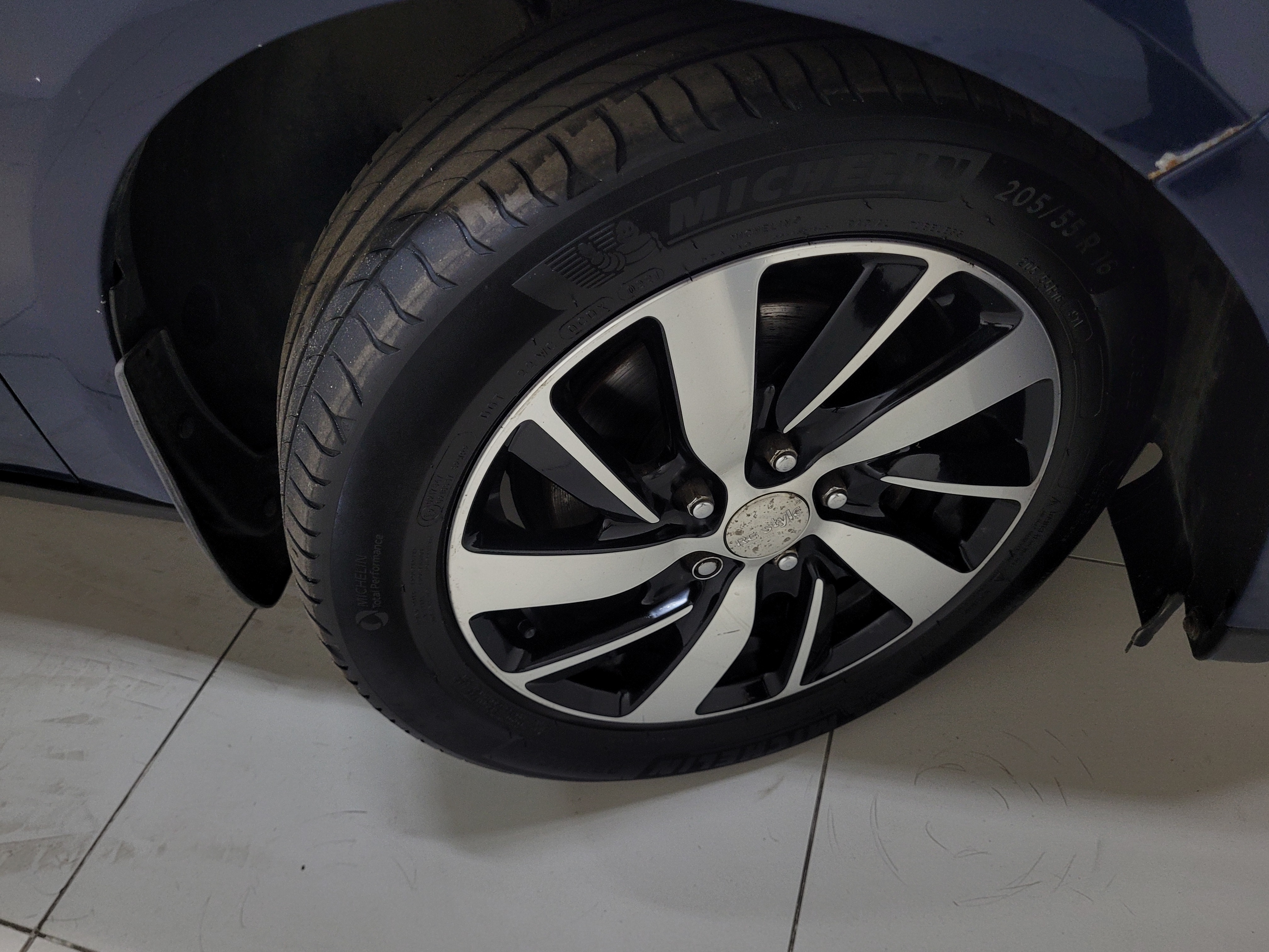 Ford -
