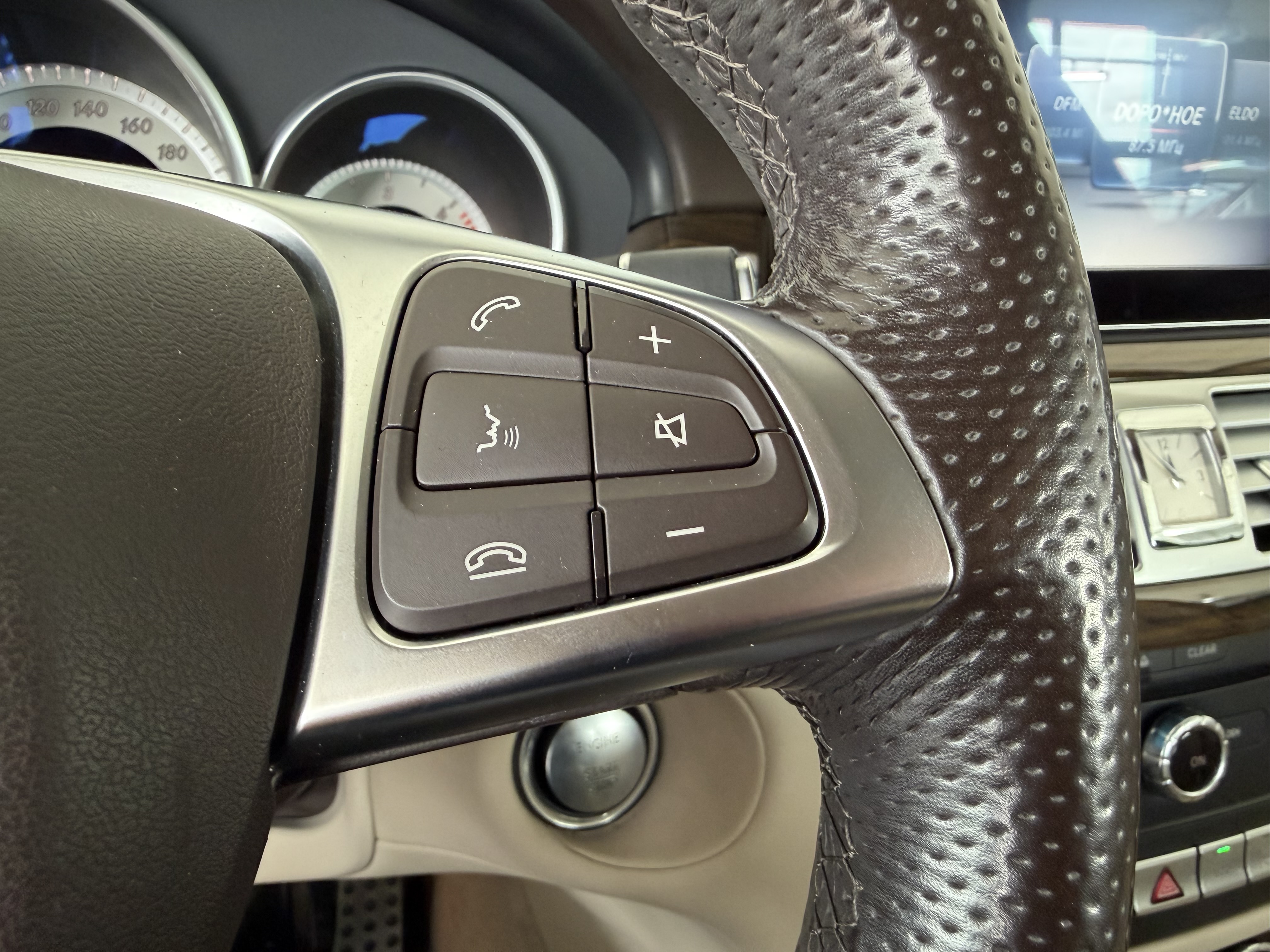 Mercedes-Benz -