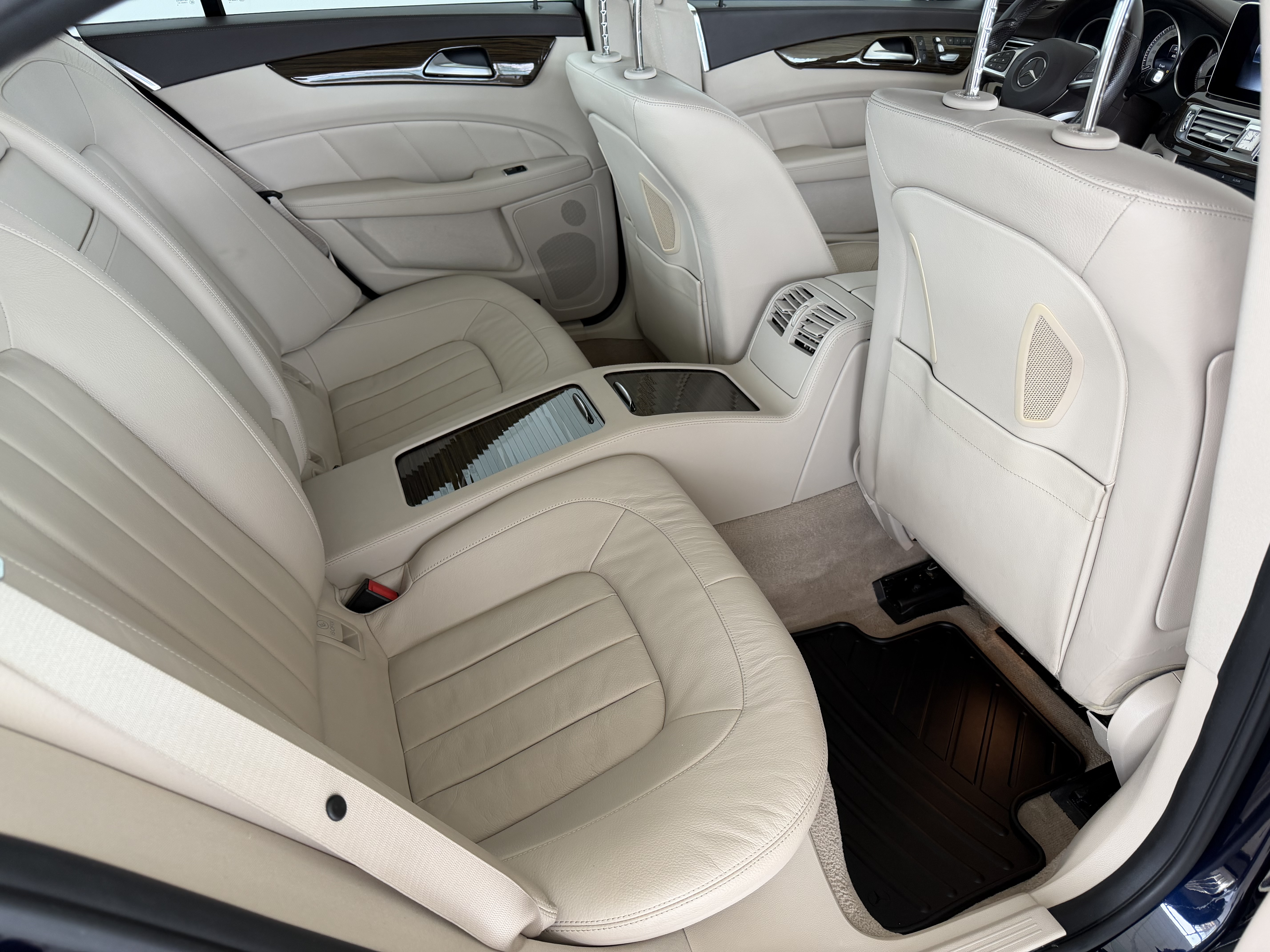 Mercedes-Benz -