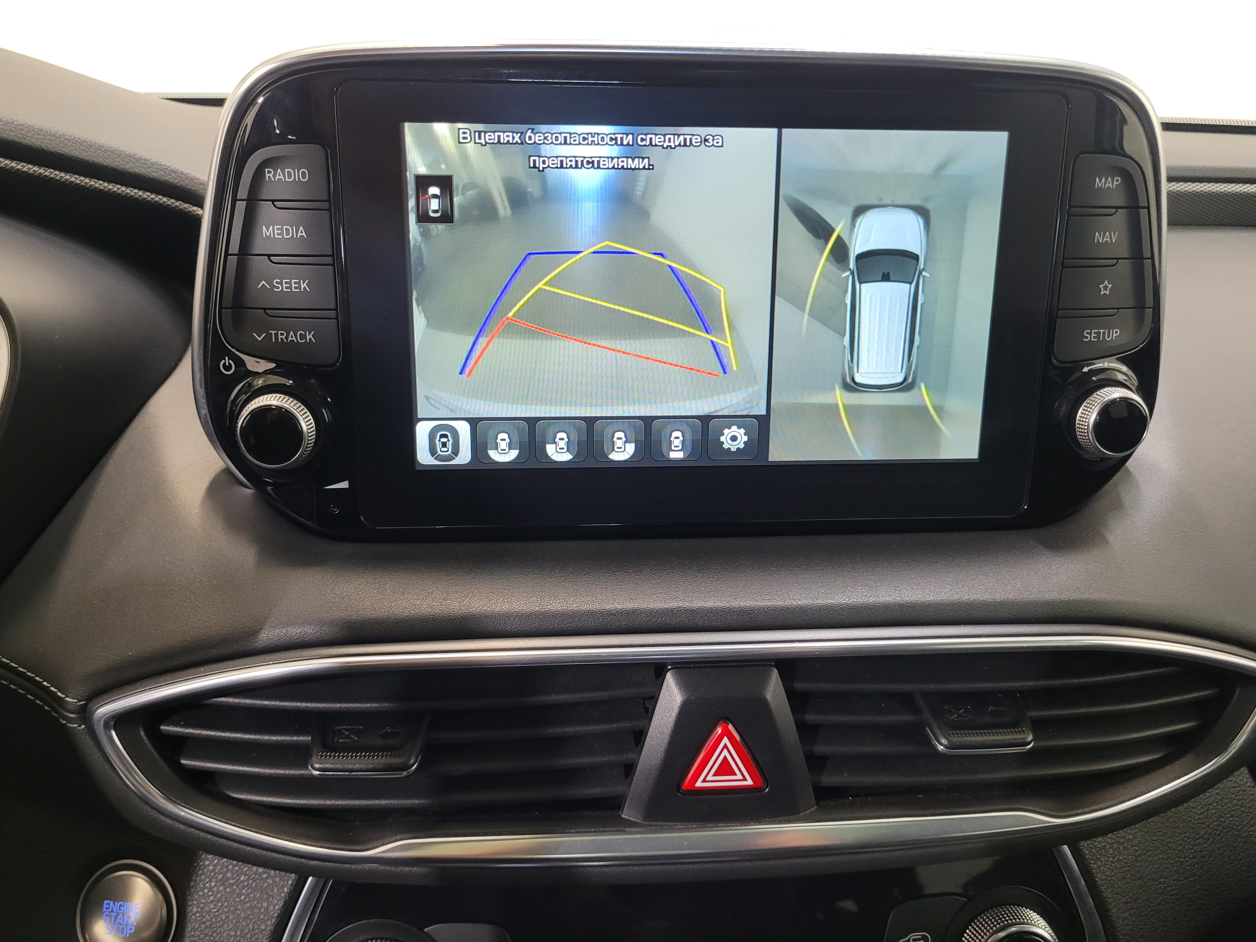 Hyundai SANTA FE -