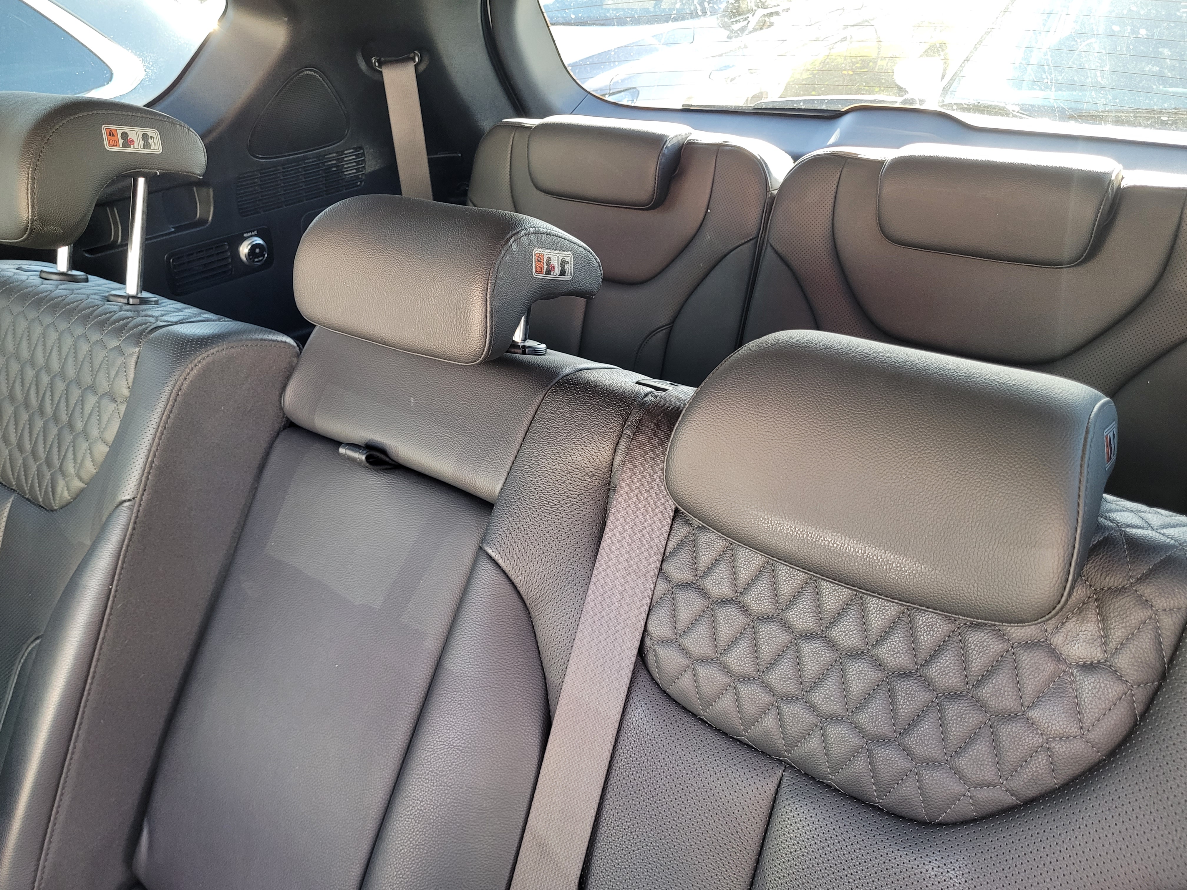 Hyundai SANTA FE -