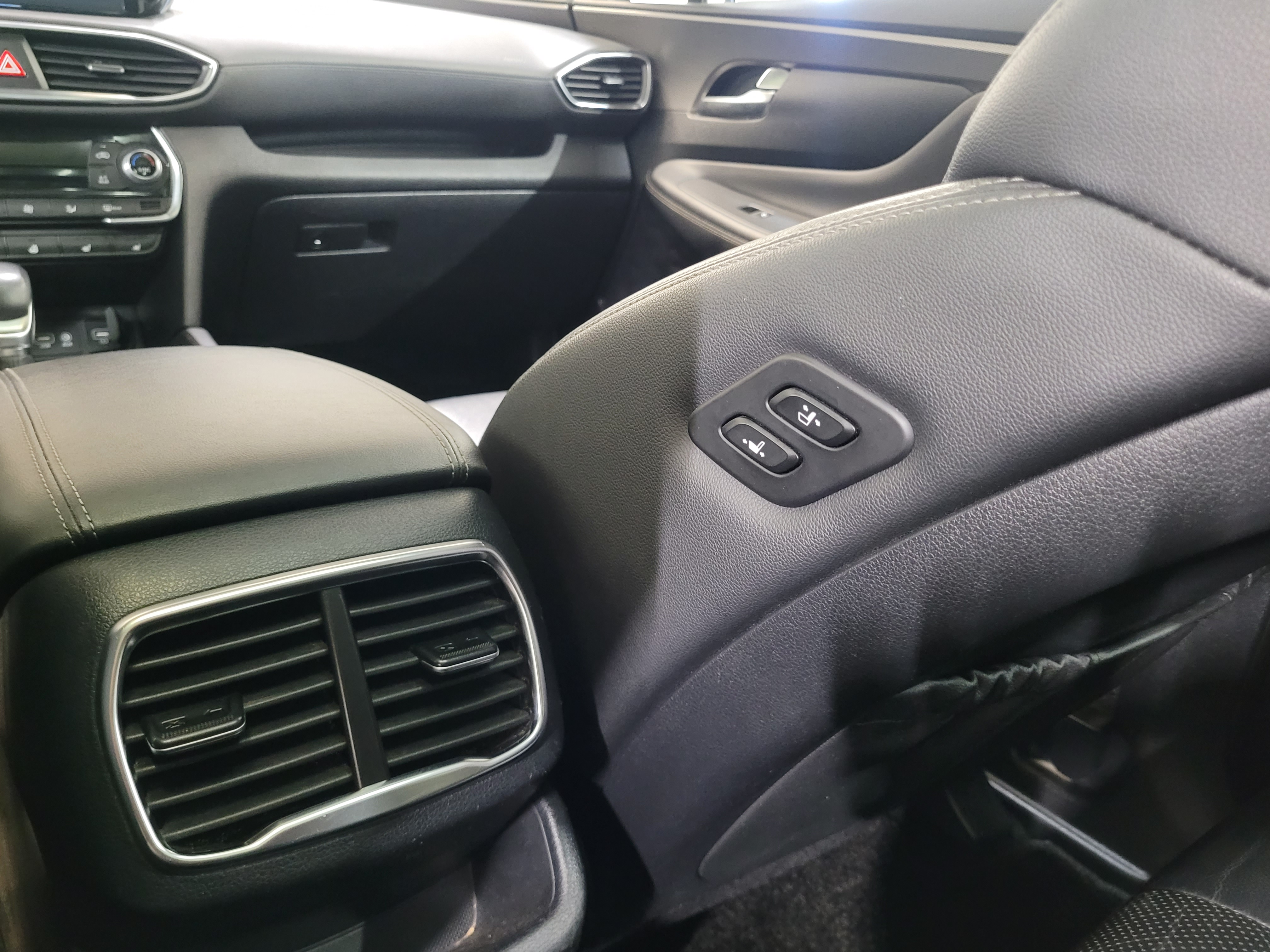 Hyundai SANTA FE -