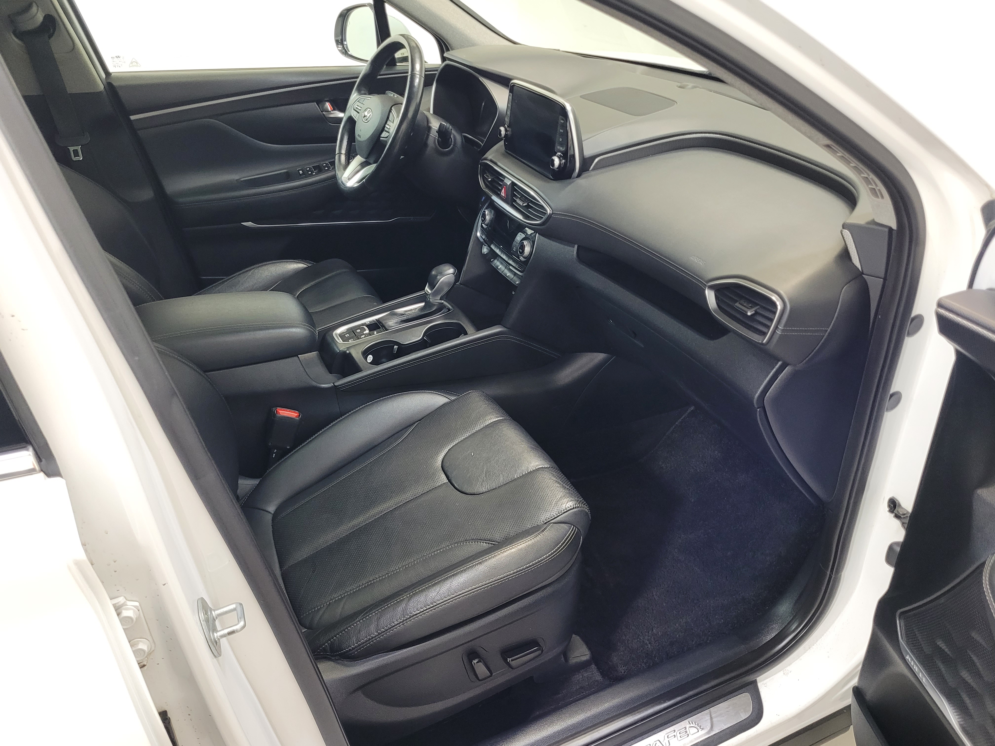 Hyundai SANTA FE -