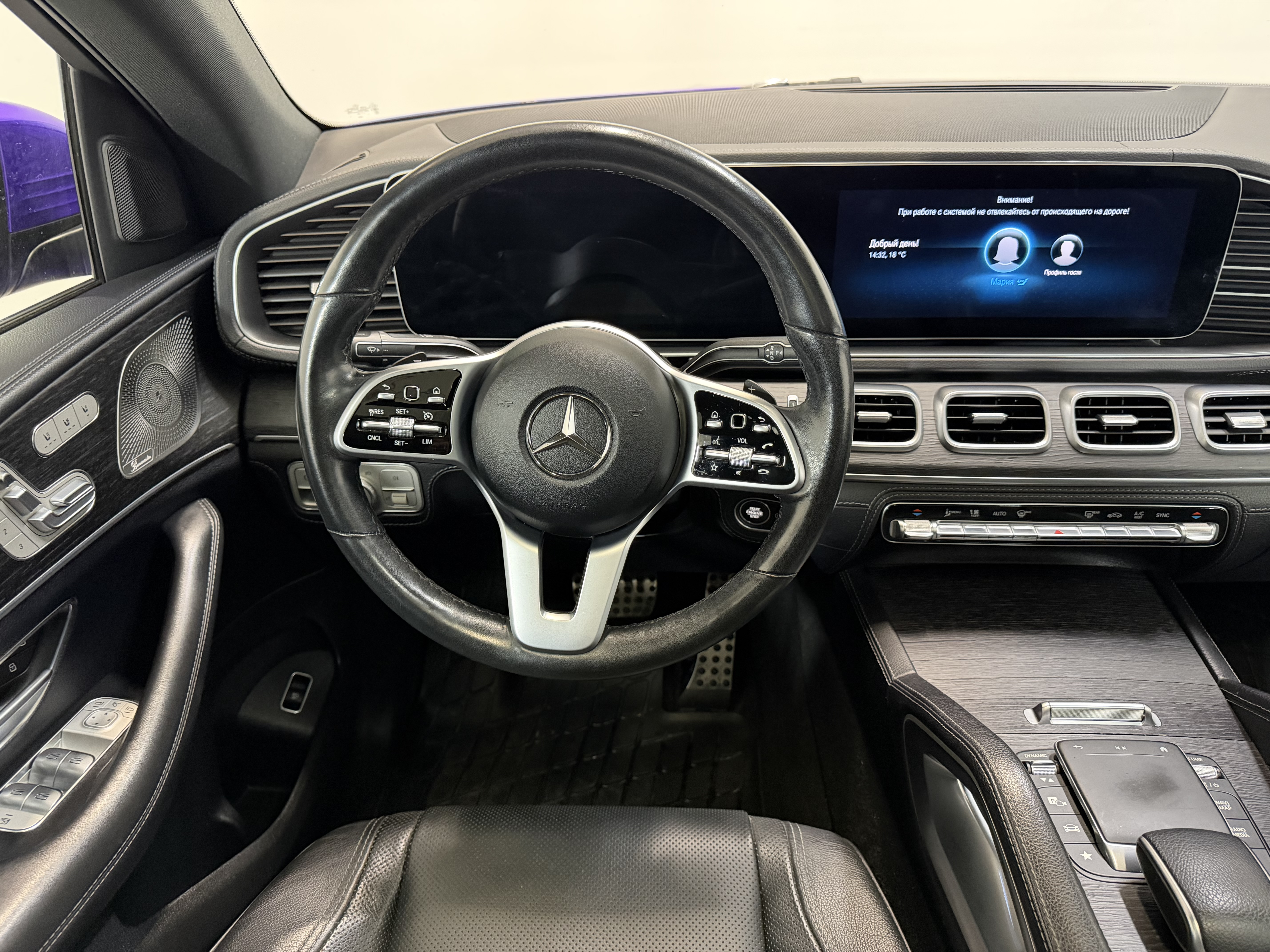 Mercedes-Benz -