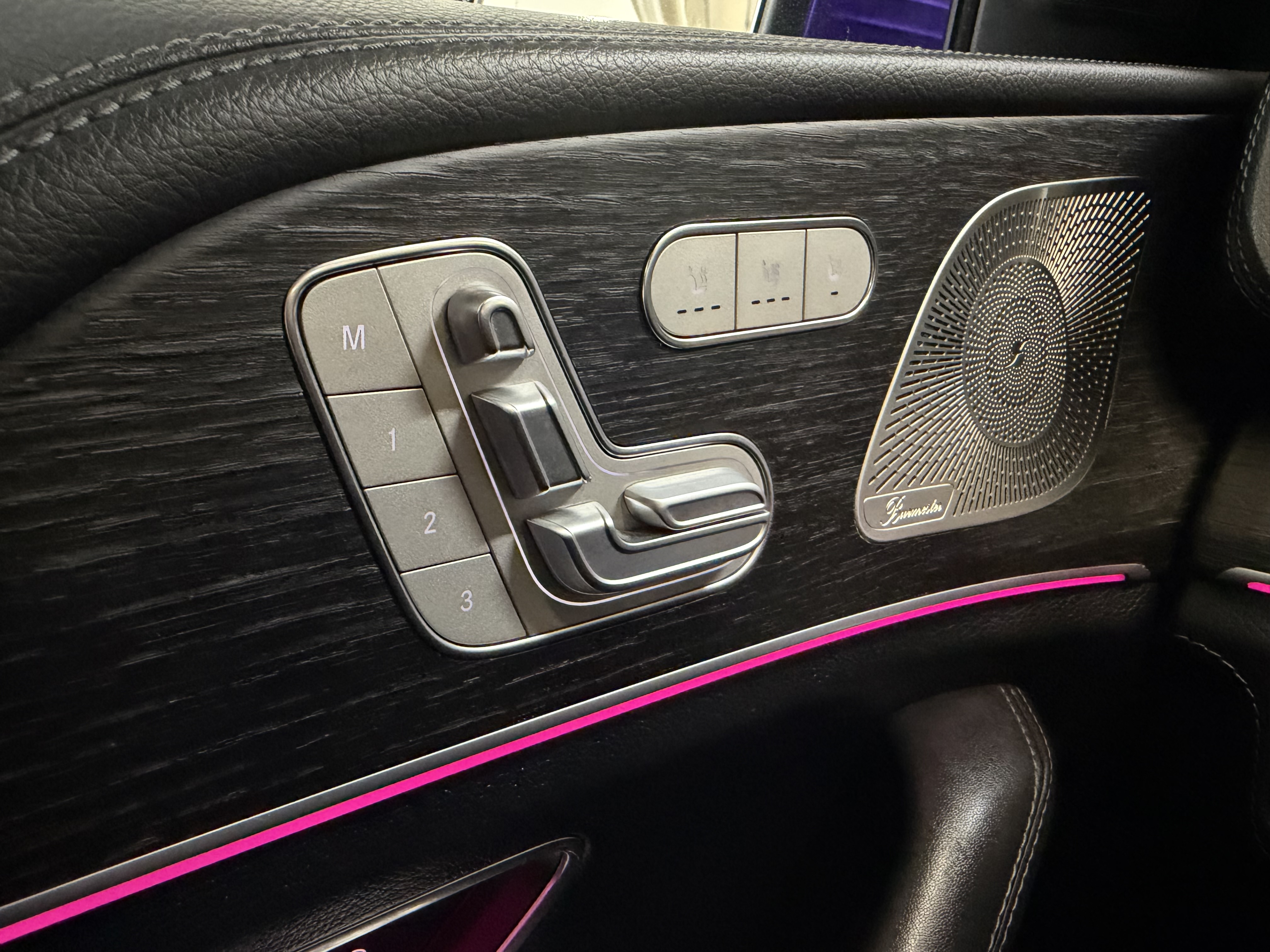 Mercedes-Benz -