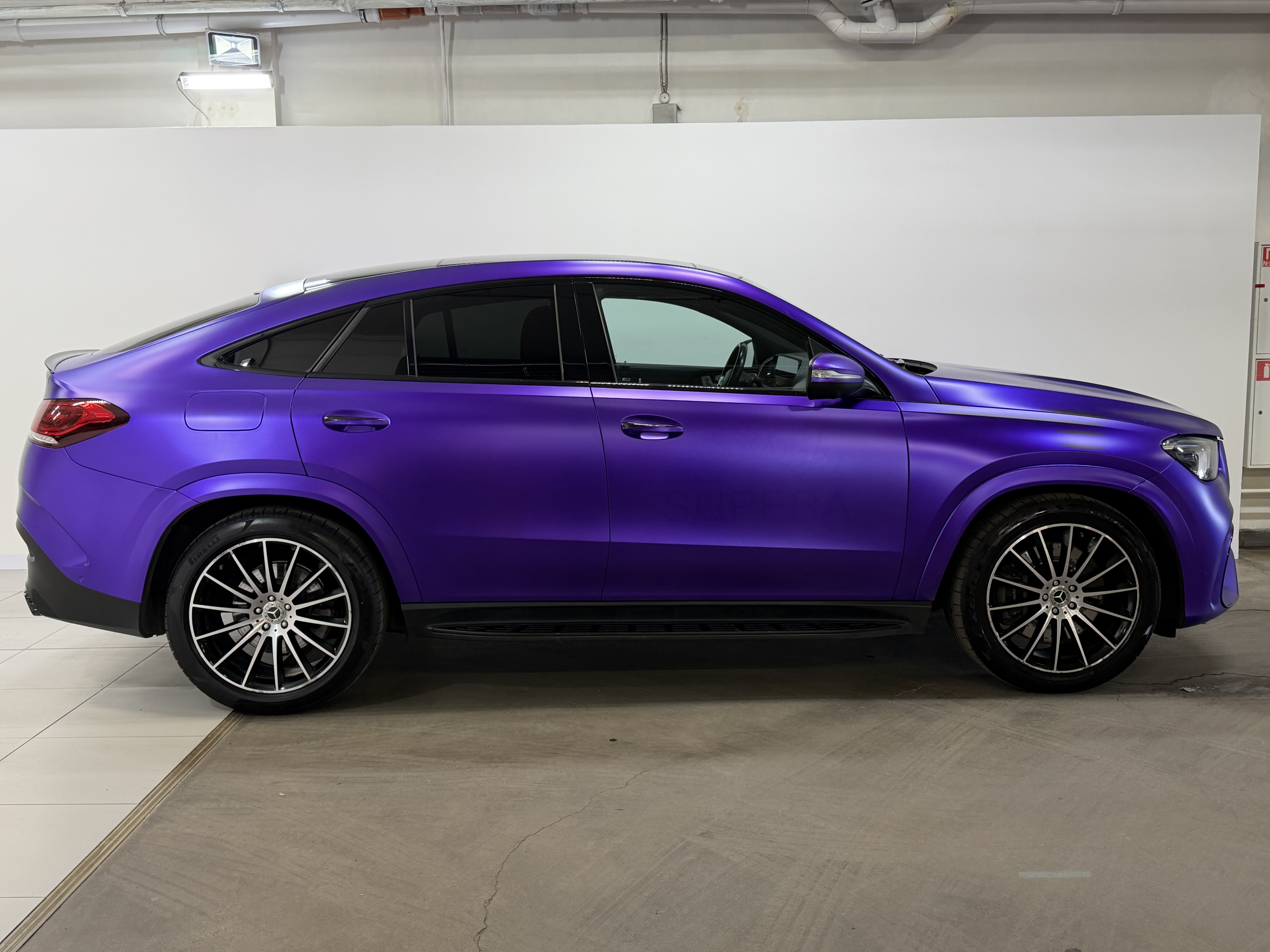 Mercedes-Benz -