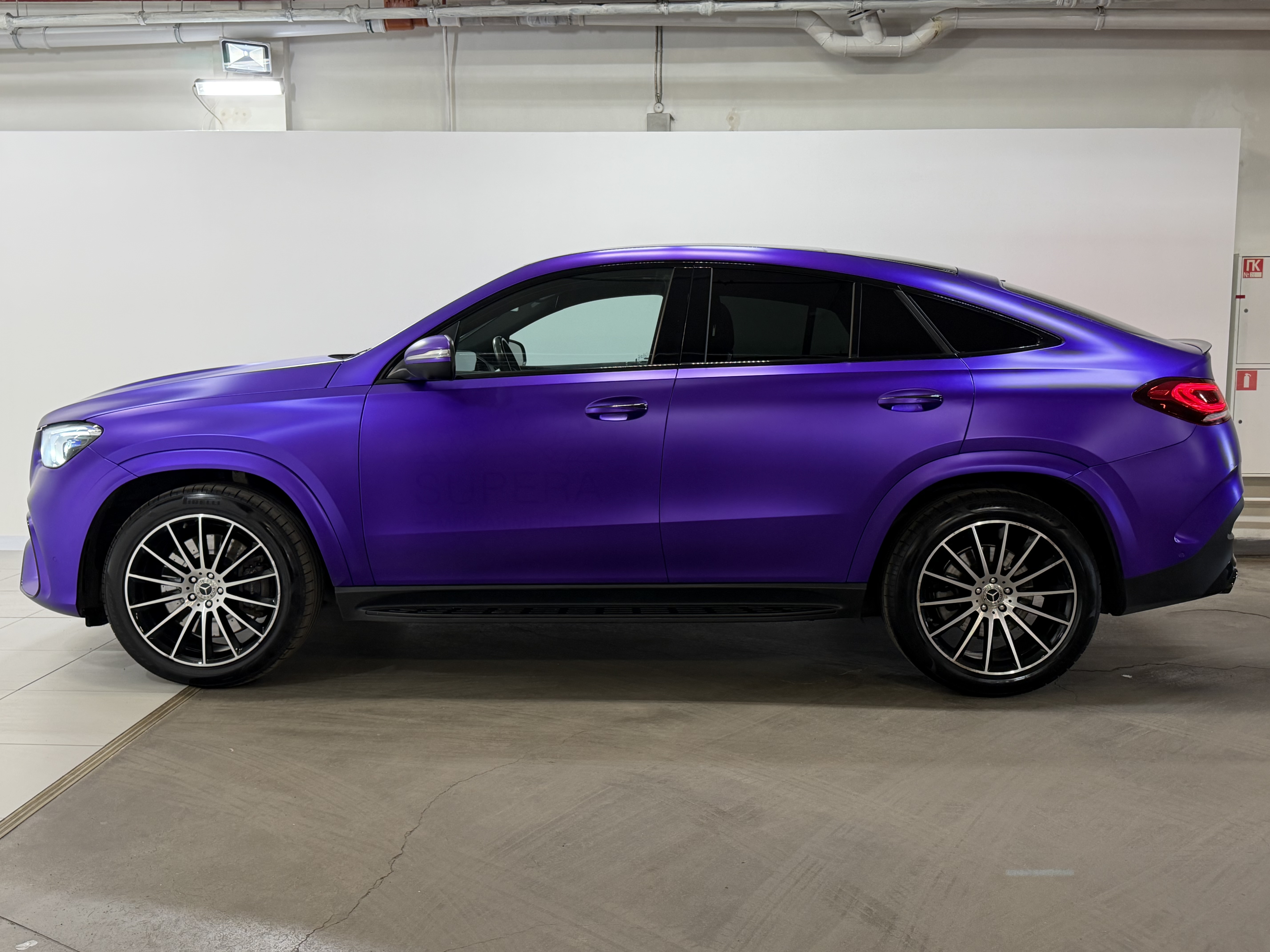 Mercedes-Benz -