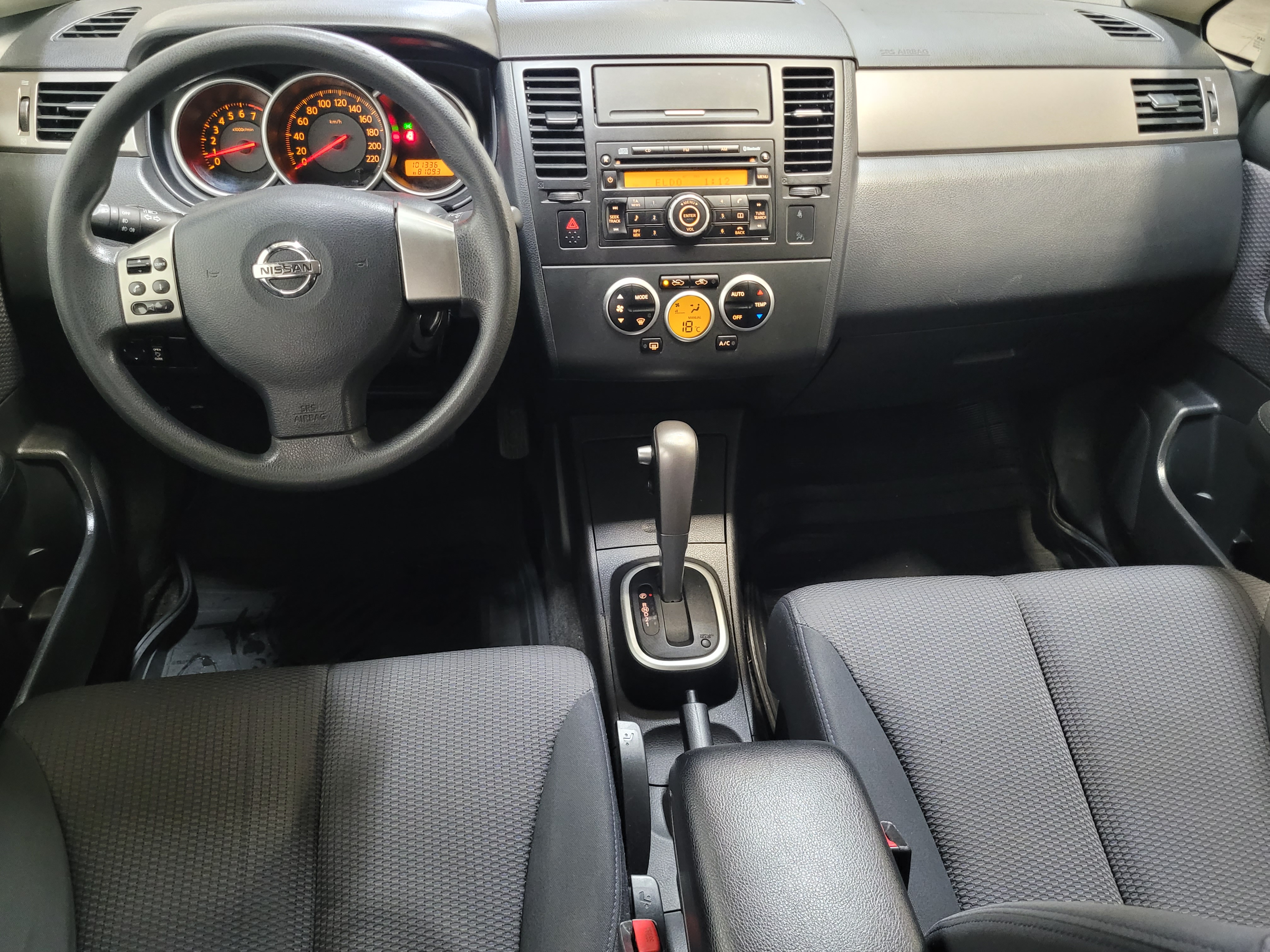 Nissan -